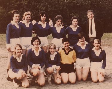 Damesvoetbal in 1967 - Pelt