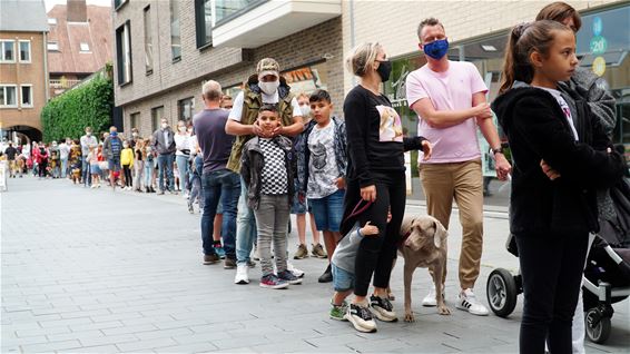 Dan toch wachtrijen voor kermis - Lommel