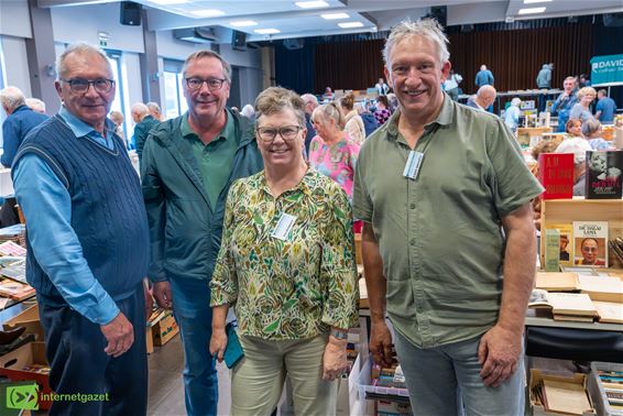 Davidsfonds Lommel keert met boeken terug - Lommel