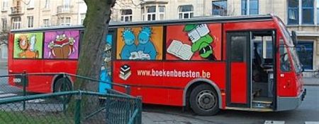 De Boekenbeestenbus komt! - Neerpelt