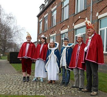 De carnavalstoet van Sint-Elisabeth - Peer