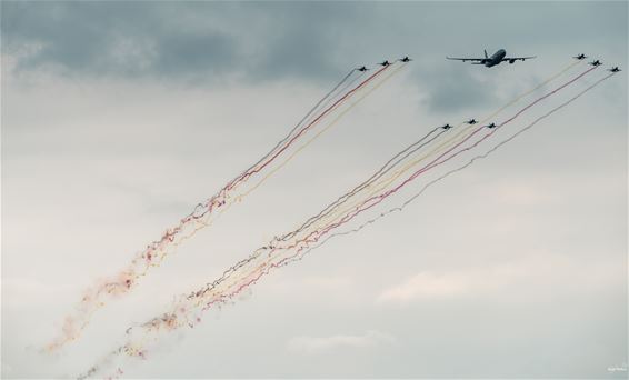 Het defilé begint in Kleine-Brogel - Peer