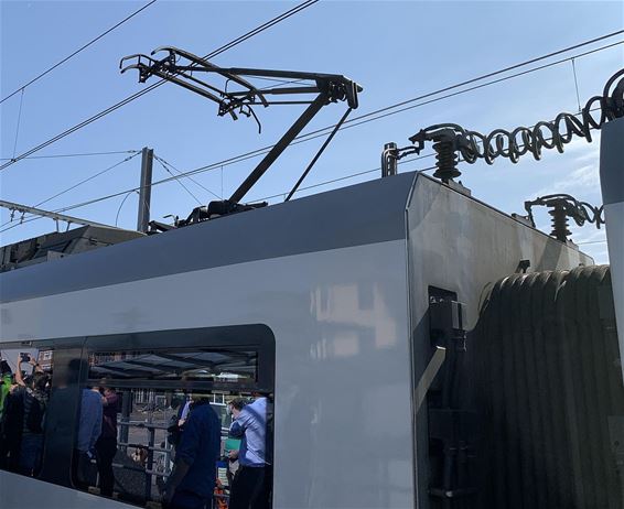De eerste elektrische trein