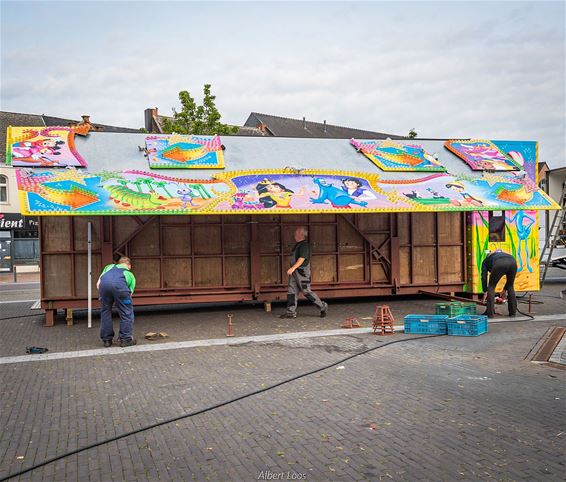 De eerste kermis van het jaar - Pelt