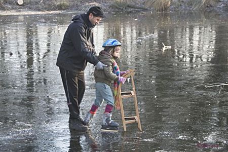 De eerste schaatspasjes... - Hamont-Achel