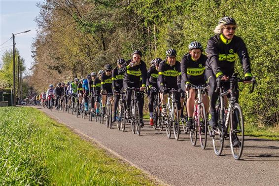 De eerste Verbroederingsrit - Overpelt