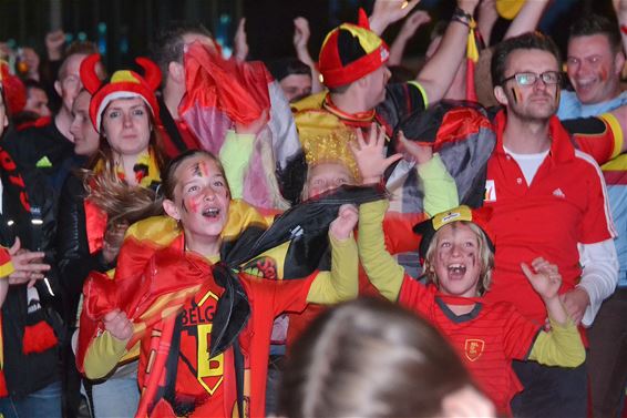 De feestjes blijven duren - Lommel