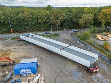 De fietsbrug ligt klaar