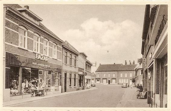 De Kerkstraat - Lommel