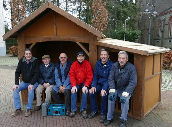 De kerststal staat in Lille - Neerpelt