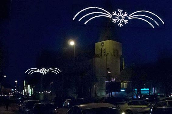 De kerstverlichting brandt - Neerpelt