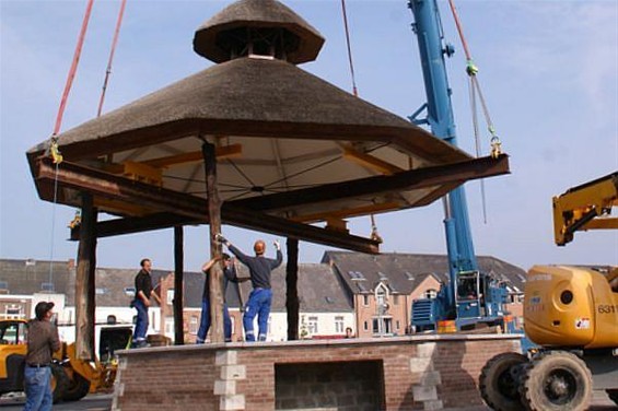 De kiosk staat er weer - Overpelt