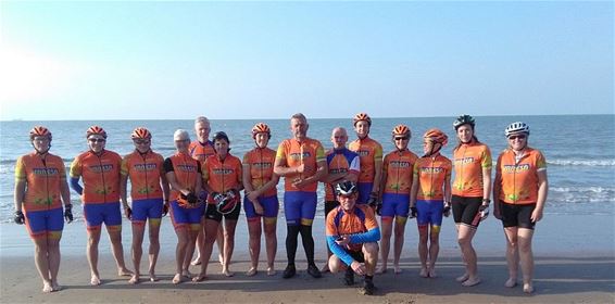 De Ladies fietsten naar zee - Neerpelt
