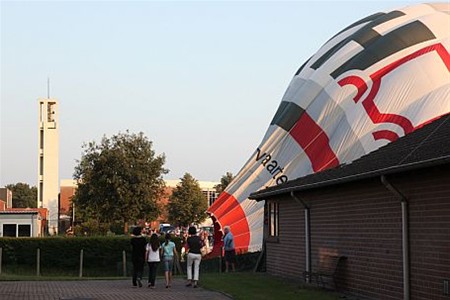 De landing van een luchtballon - Overpelt