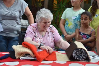 De langste sjaal voor de 'warmste week' - Beringen