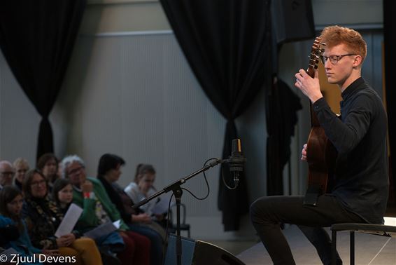 De leraren op het podium - Pelt