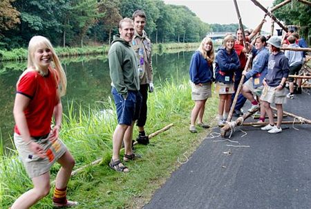 De Lommelse jeugd op het kanaal... - Lommel