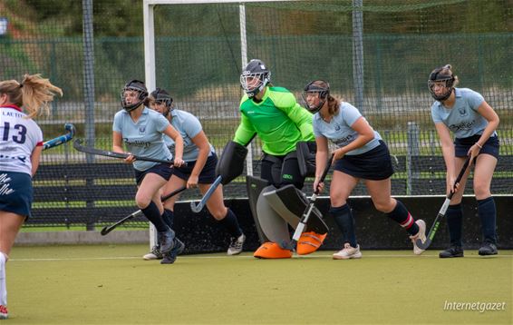 De Phoenix-dames spelen gelijk... - Pelt