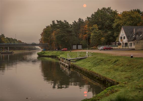 De rode zon - Lommel