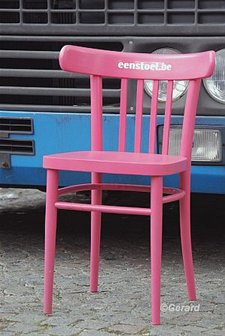 De roze stoel - Hamont-Achel