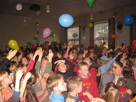 De Sint is in SHLille - Neerpelt