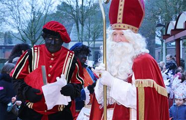 De Sint vraagt hulp in De Hoeksteen - Beringen