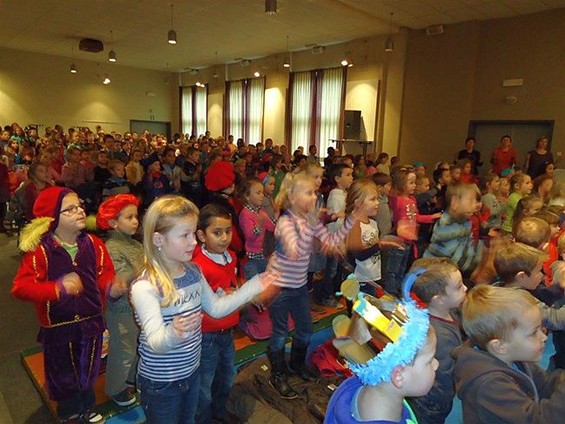 De Sint was bij Helibel in SHLille - Neerpelt