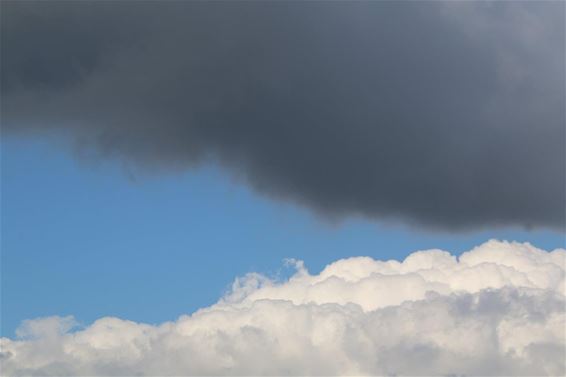 De strijd tussen goed en slecht weer - Overpelt