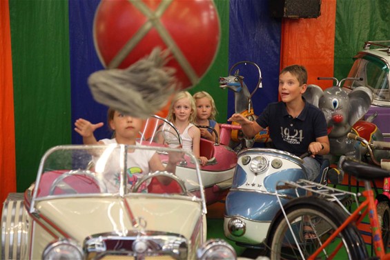 De tijd van Linne kermis (2) - Overpelt