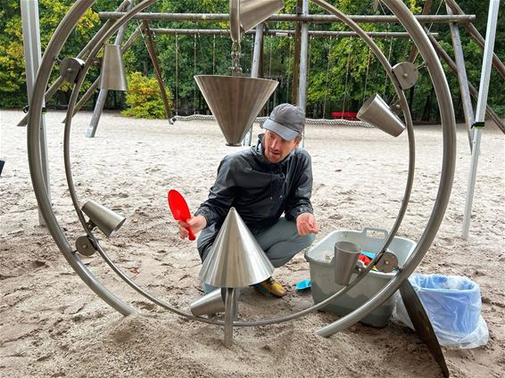 De tijd vliegt in de Scoutsrally - Pelt