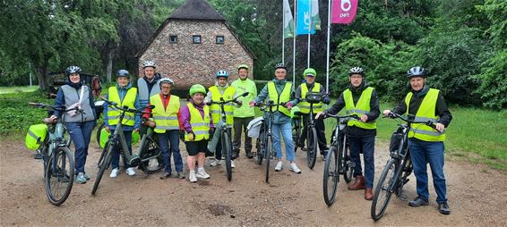 Dekenaat op tweedaagse fietstocht - Hechtel-Eksel