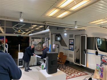 Depolim Motorhomes naar Norbert Neeckxlaan - Lommel