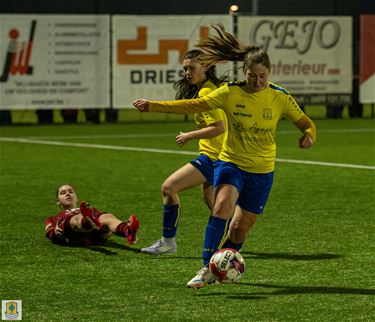 Diepenbeek wint doelpuntenrijke match bij Kadijk S - Pelt