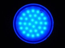 Dieven weg met kerkpleinverlichting - Neerpelt