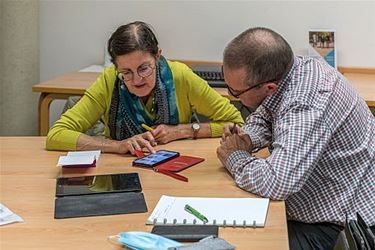 Digi-assistent in het BinnenHOF - Pelt