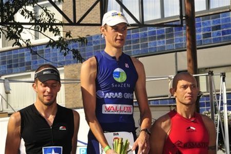 Dirk Baelus wint de triatlon - Hamont-Achel & Pelt