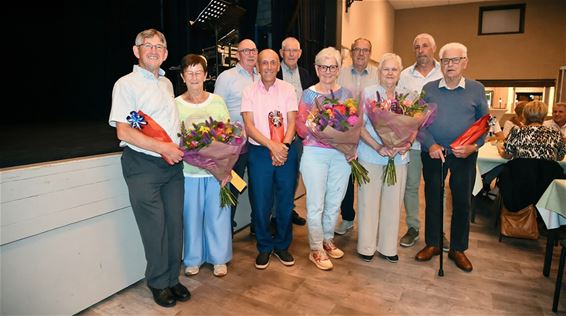 Dommeltrippers vieren halve eeuw wandelplezier - Pelt