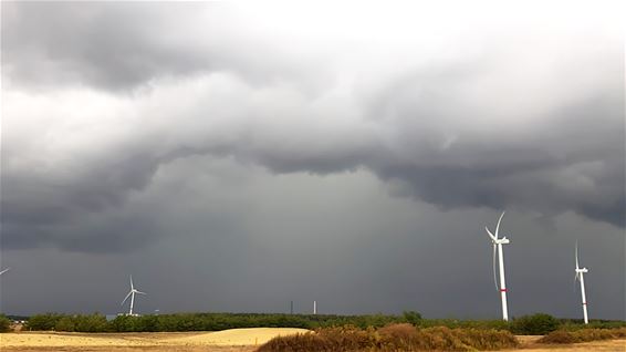 Dreigende lucht - Lommel