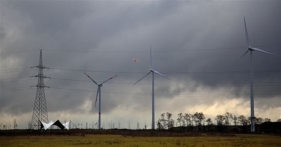 Dreigende lucht boven het Kristalpark - Lommel