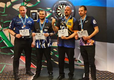 Drie dagen darts, drie dagen op het podium - Pelt