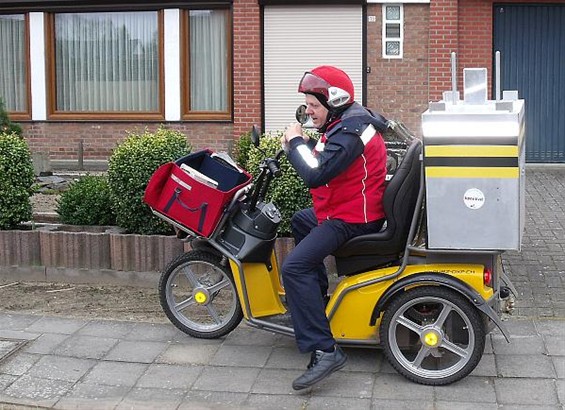 Drie keer een wiel: een postmobiel! - Lommel