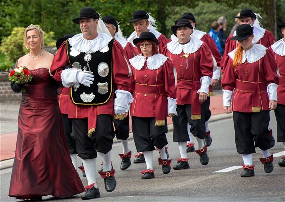 Drie Lommelse schutterijen naar Ellikom - Lommel