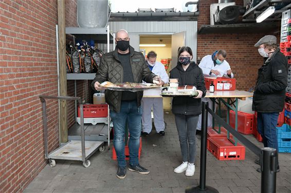 Drukte voor afhaalgerechten - Beringen