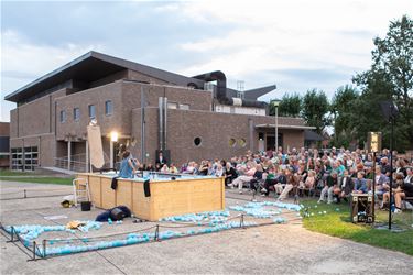 Dubbele circusvoorstelling in Palethe - Pelt