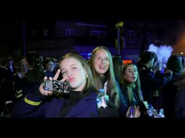 Bree - Duizenden lichtjes kleuren Bree tijdens Lichtstoet