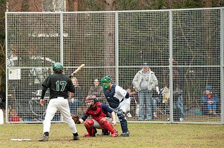 Een 'backstop' op het baseballveld - Neerpelt