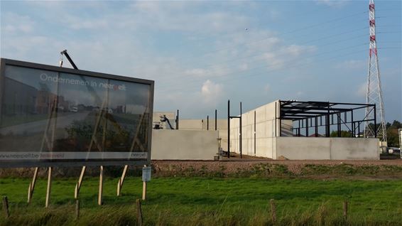 Een bedrijvencentrum op Heikesveld - Neerpelt