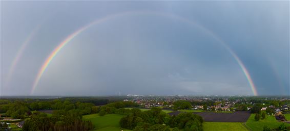 Een dubbele regenboog - Lommel