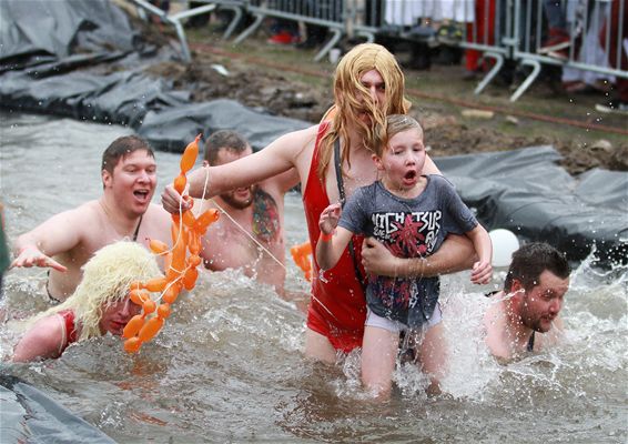 Een duik voor nieuwjaar - Lommel