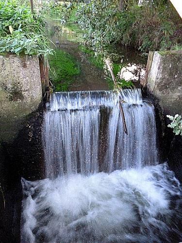 Een echte waterval in Peer - Peer